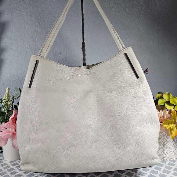 Vince Camuto VV-IKE-To Tote Bag in Silver Cloud Pebbled Leather NWT